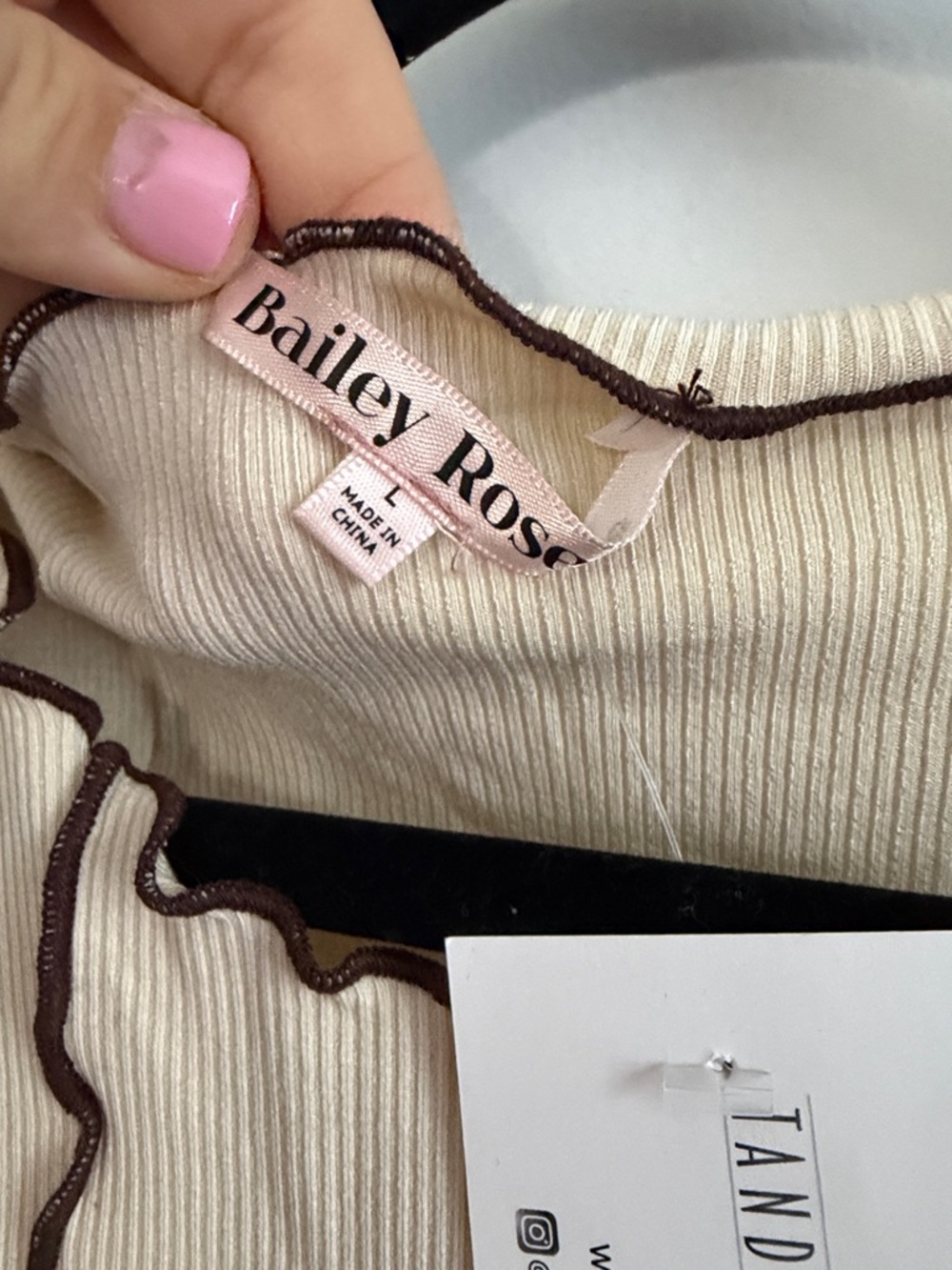 Two-Tone Ribbed Ruffle-Edge Tank Top - Cream & Brown - Picture 2 of 3